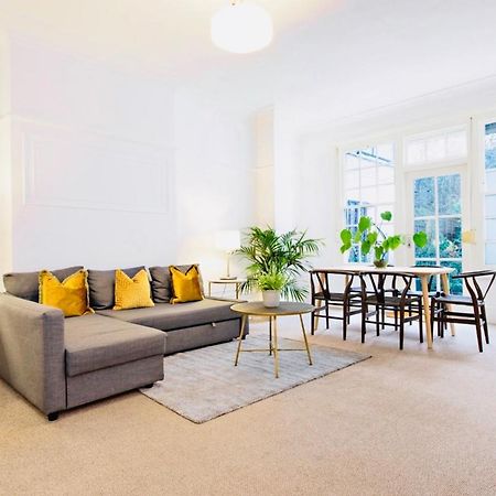 Spacious & Charming Garden Flat -Zone 2- Great For Central London Access المظهر الخارجي الصورة