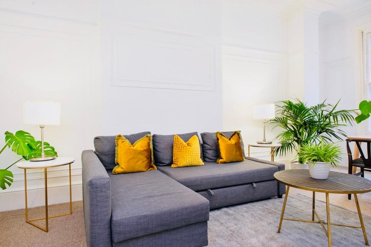 Spacious & Charming Garden Flat -Zone 2- Great For Central London Access المظهر الخارجي الصورة