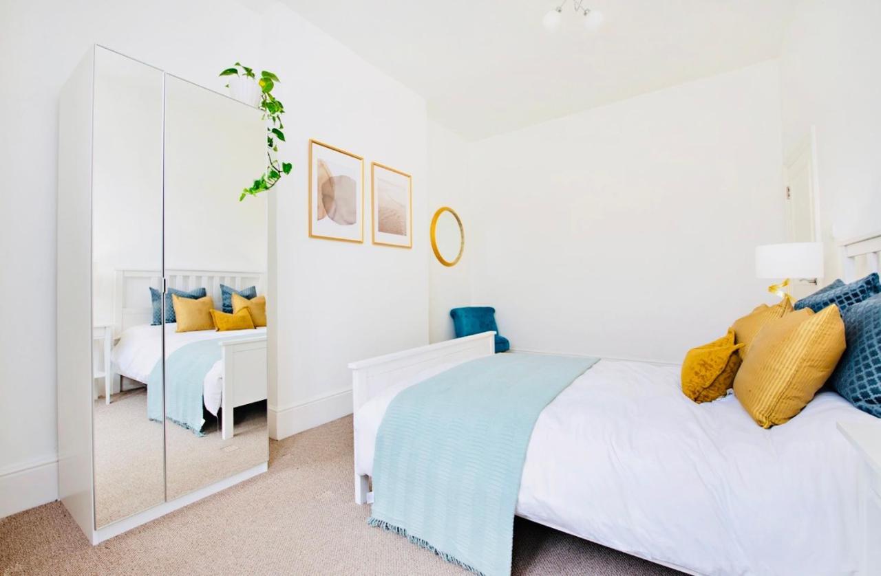 Spacious & Charming Garden Flat -Zone 2- Great For Central London Access المظهر الخارجي الصورة